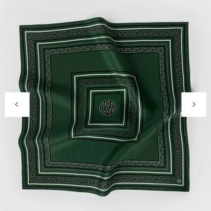 Lescarf Paisley Green Silk Scarf